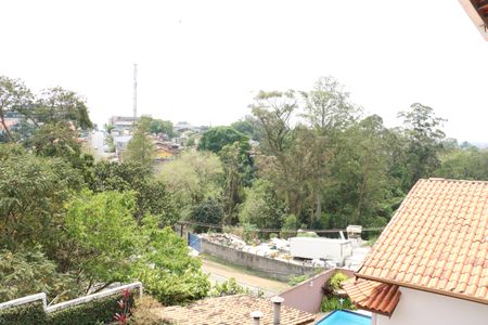 Casa de condomínio para alugar com 320m², 3 quartos e 4 vagasBanheiro da Suíte 2