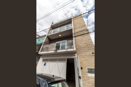 Casa para alugar com 400m², 3 quartos e 2 vagas Casa para alugar com 400m², 3 quartos e 2 vagasFachada