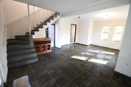 Sala de casa à venda com 4 quartos, 216m² em Cidade Universitária, Campinas
