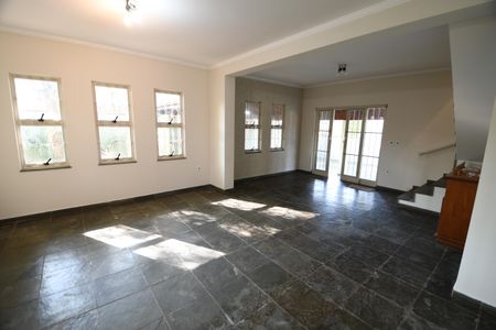 Sala de casa à venda com 4 quartos, 216m² em Cidade Universitária, Campinas