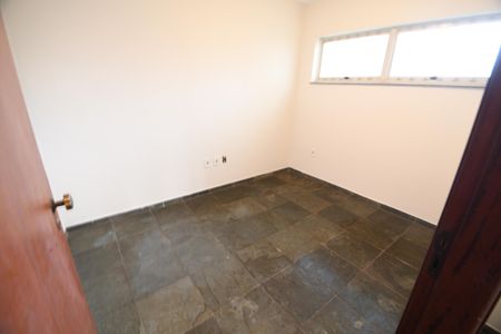 Escritório de casa à venda com 4 quartos, 216m² em Cidade Universitária, Campinas