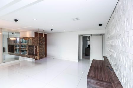 Apartamento para alugar com 156m², 3 quartos e 2 vagas Apartamento para alugar com 156m², 3 quartos e 2 vagasSala