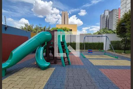 Apartamento à venda com 85m², 3 quartos e 2 vagas Apartamento à venda com 85m², 3 quartos e 2 vagasÁrea comum - Playground