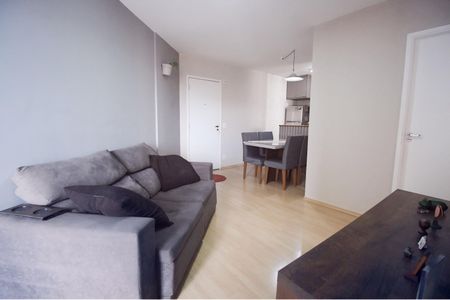 Sala de apartamento para alugar com 2 quartos, 52m² em Jardim Monte Alegre, Taboão da Serra