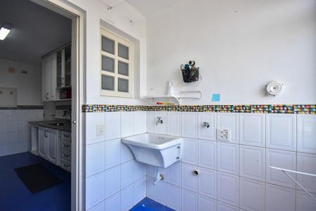 Apartamento à venda com 103m², 2 quartos e 2 vagasÁrea de Serviço