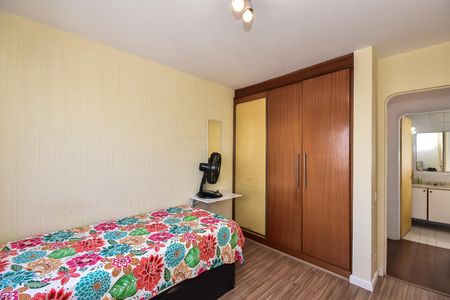 Apartamento à venda com 103m², 2 quartos e 2 vagasQuarto