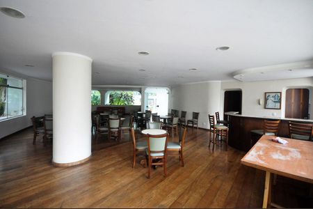 Apartamento à venda com 103m², 2 quartos e 2 vagasÁrea comum