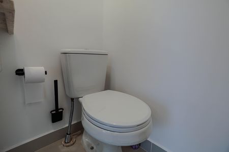 Lavabo de apartamento para alugar com 3 quartos, 103m² em Vila Mogilar, Mogi das Cruzes
