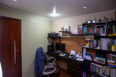 Casa à venda com 175m², 3 quartos e 2 vagasEscritório