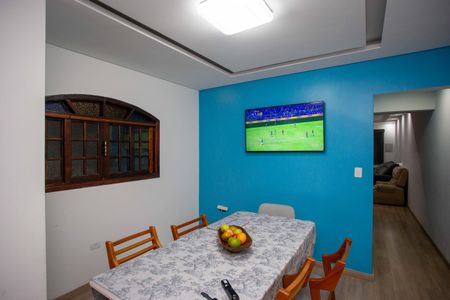 Casa à venda com 175m², 3 quartos e 2 vagasSala 2