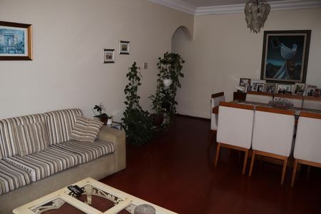 Apartamento à venda com 100m², 2 quartos e 1 vagaSala
