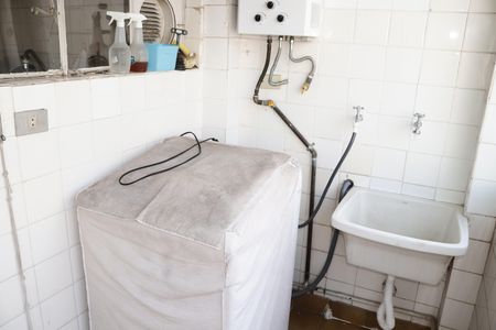 Apartamento à venda com 100m², 2 quartos e 1 vagaÁrea de Serviço