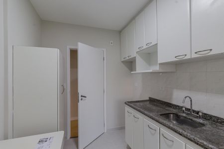 Apartamento à venda com 85m², 3 quartos e 2 vagas Apartamento à venda com 85m², 3 quartos e 2 vagasCozinha