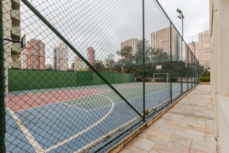 Apartamento à venda com 85m², 3 quartos e 2 vagas Apartamento à venda com 85m², 3 quartos e 2 vagasÁrea comum - Quadra