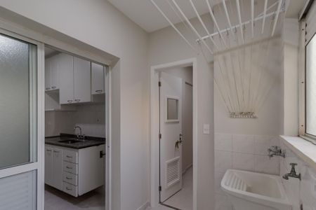 Apartamento à venda com 85m², 3 quartos e 2 vagas Apartamento à venda com 85m², 3 quartos e 2 vagasÁrea de Serviço