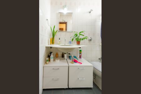 Apartamento à venda com 107m², 2 quartos e 3 vagas Apartamento à venda com 107m², 2 quartos e 3 vagasBanheiro