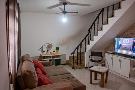Sala de casa para alugar com 2 quartos, 91m² em Tanque, Rio de Janeiro