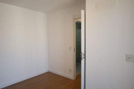 Apartamento à venda com 92m², 3 quartos e 2 vagasQuarto 3