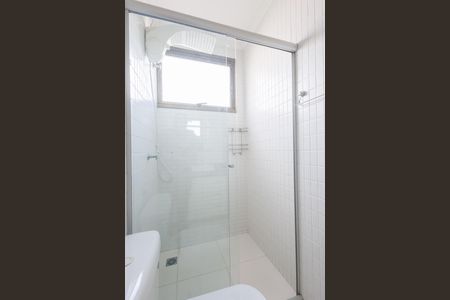 Apartamento para alugar com 107m², 3 quartos e 2 vagas Apartamento para alugar com 107m², 3 quartos e 2 vagasBanheiro da Suíte