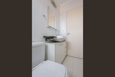 Apartamento para alugar com 107m², 3 quartos e 2 vagas Apartamento para alugar com 107m², 3 quartos e 2 vagasBanheiro Social
