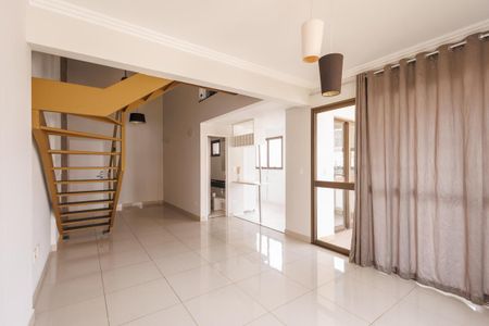 Apartamento para alugar com 107m², 3 quartos e 2 vagasSala