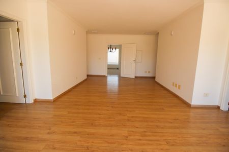 Casa à venda com 1200m², 5 quartos e 4 vagasSala 3