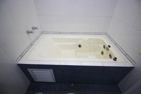 Casa à venda com 1200m², 5 quartos e 4 vagasBanheiro da Suíte 3