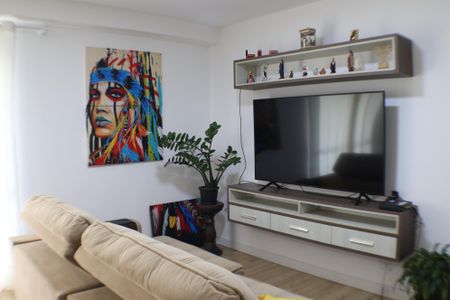 Apartamento à venda com 120m², 3 quartos e 2 vagas Apartamento à venda com 120m², 3 quartos e 2 vagasSala