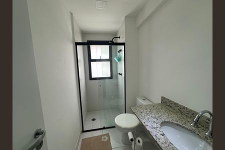 Apartamento à venda com 120m², 3 quartos e 2 vagas Apartamento à venda com 120m², 3 quartos e 2 vagasBanheiro da Suíte 1