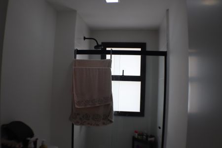 Apartamento à venda com 120m², 3 quartos e 2 vagas Apartamento à venda com 120m², 3 quartos e 2 vagasBanheiro da Suíte 2