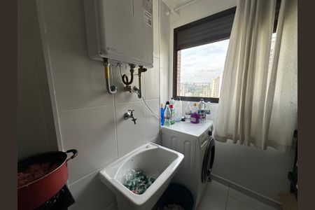 Apartamento à venda com 120m², 3 quartos e 2 vagas Apartamento à venda com 120m², 3 quartos e 2 vagasÁrea de Serviço