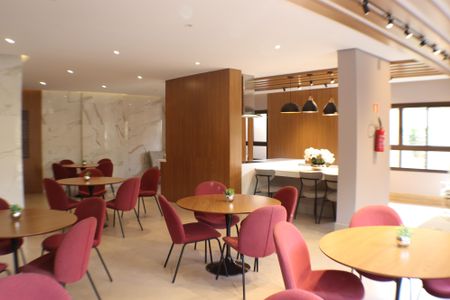 Apartamento à venda com 120m², 3 quartos e 2 vagas Apartamento à venda com 120m², 3 quartos e 2 vagasÁrea comum - Salão de festas