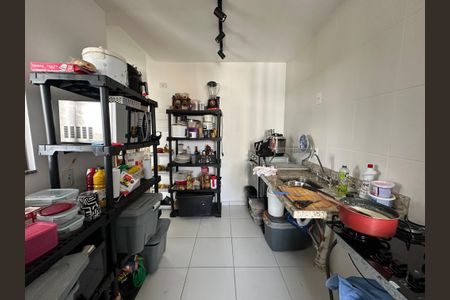 Apartamento à venda com 120m², 3 quartos e 2 vagas Apartamento à venda com 120m², 3 quartos e 2 vagasCozinha