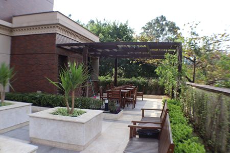 Apartamento à venda com 120m², 3 quartos e 2 vagas Apartamento à venda com 120m², 3 quartos e 2 vagasÁrea comum - Churrasqueira