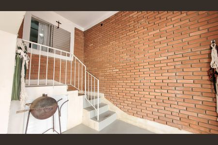 Casa à venda com 150m², 4 quartos e 1 vaga Casa à venda com 150m², 4 quartos e 1 vagaGaragem