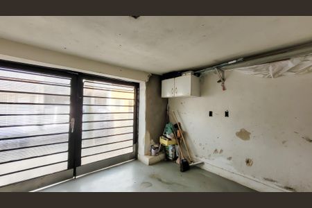 Casa à venda com 150m², 4 quartos e 1 vaga Casa à venda com 150m², 4 quartos e 1 vagaGaragem