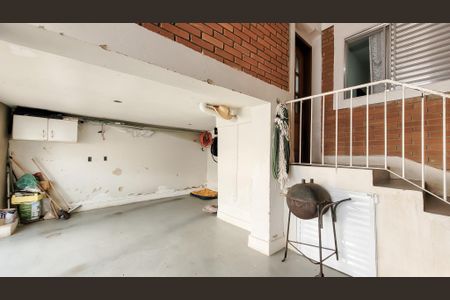 Casa à venda com 150m², 4 quartos e 1 vaga Casa à venda com 150m², 4 quartos e 1 vagaGaragem