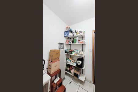 Casa à venda com 150m², 4 quartos e 1 vaga Casa à venda com 150m², 4 quartos e 1 vagaDespensa