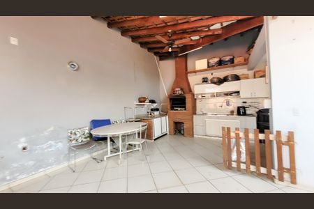 Casa à venda com 150m², 4 quartos e 1 vaga Casa à venda com 150m², 4 quartos e 1 vagaÁrea gourmet