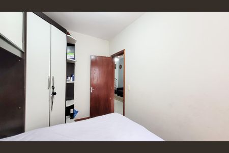 Casa à venda com 150m², 4 quartos e 1 vaga Casa à venda com 150m², 4 quartos e 1 vagaQuarto 2