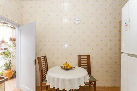 Casa à venda com 213m², 3 quartos e 3 vagasCozinha