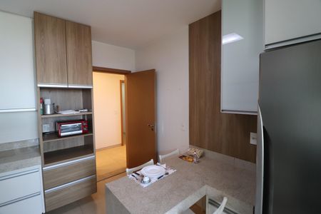 Apartamento para alugar com 109m², 3 quartos e 2 vagasCozinha