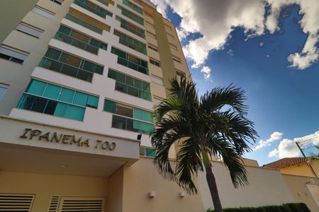 Apartamento para alugar com 109m², 3 quartos e 2 vagasFachada