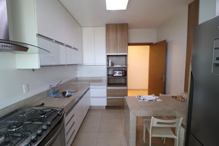 Apartamento para alugar com 109m², 3 quartos e 2 vagasCozinha