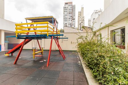 Apartamento à venda com 52m², 2 quartos e 1 vaga Apartamento à venda com 52m², 2 quartos e 1 vagaÁrea comum - Playground
