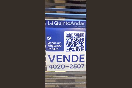 Casa à venda com 180m², 3 quartos e 2 vagas Casa à venda com 180m², 3 quartos e 2 vagasPlaca