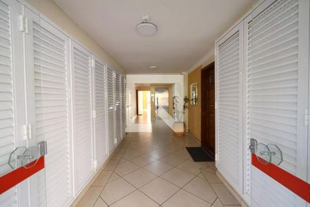 Apartamento à venda com 69m², 3 quartos e 2 vagas Apartamento à venda com 69m², 3 quartos e 2 vagasÁrea comum - Hall de Social