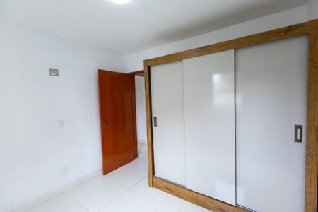 Apartamento à venda com 69m², 3 quartos e 2 vagas Apartamento à venda com 69m², 3 quartos e 2 vagasQuarto 2