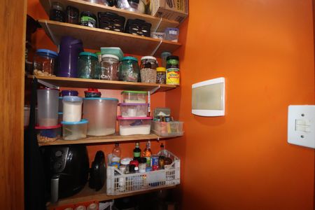 Casa à venda com 800m², 3 quartos e 8 vagasDespensa