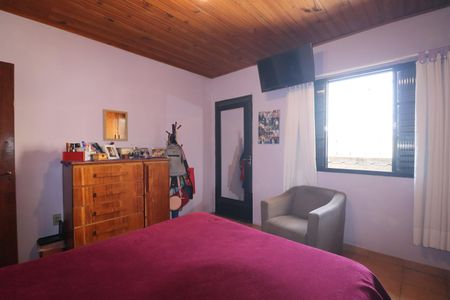 Casa à venda com 800m², 3 quartos e 8 vagasQuarto 1